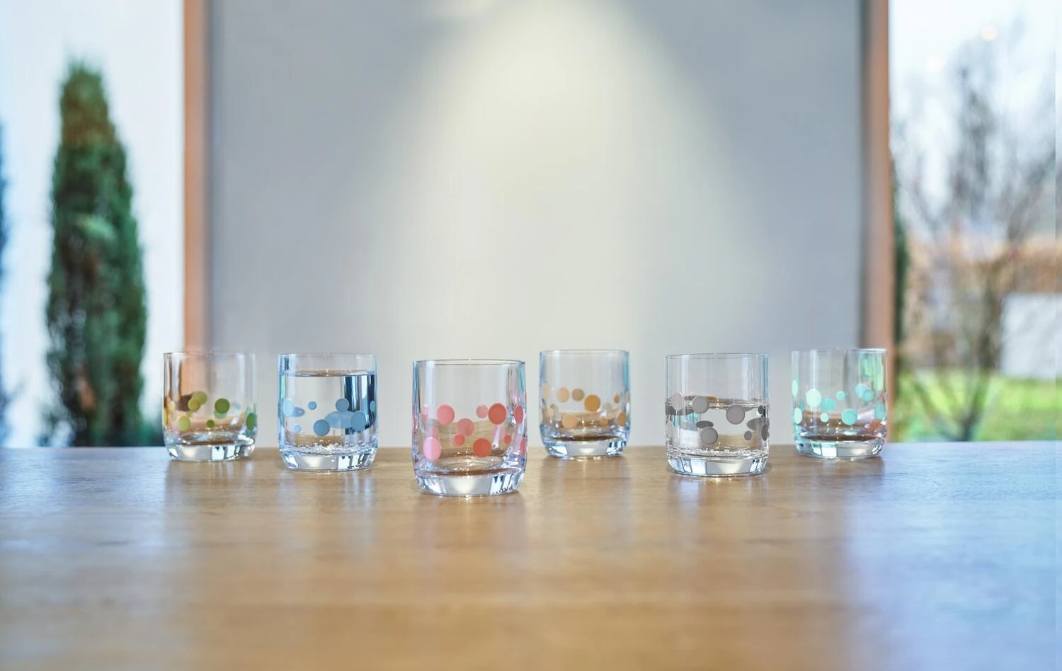 Leonardo Trinkglas DAILY 6 Stück Sortiert 320 Ml Punkte 4 Leonardo Trinkglas DAILY 6 Stück Sortiert 320 Ml Punkte – Bild 2