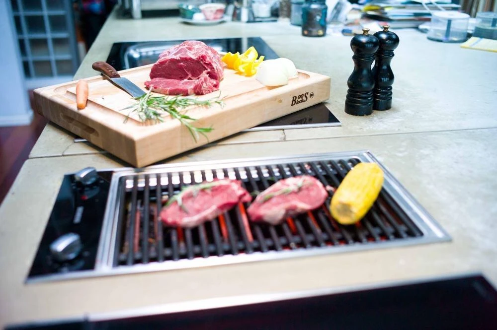 Boos Blocks Schneidebrett Gourmet BBQ Aus Ahorn Mit Saftrille 4 Boos Blocks Schneidebrett Gourmet BBQ Aus Ahorn Mit Saftrille – Bild 2