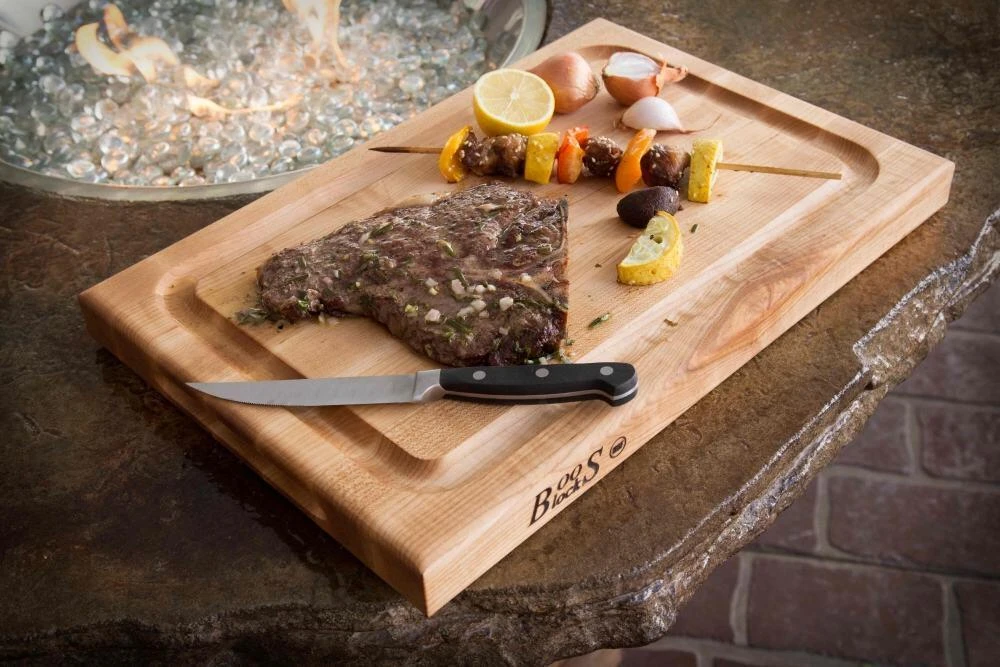 Boos Blocks Schneidebrett Gourmet BBQ Aus Ahorn Mit Saftrille 7 Boos Blocks Schneidebrett Gourmet BBQ Aus Ahorn Mit Saftrille – Bild 5