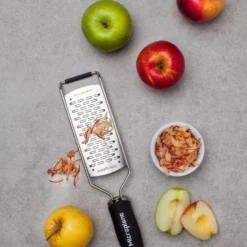Microplane 2-Wege-Reibe Gourmet -Leonardo Vase shop MP Gourmet Series Ribbon Grater 45002 apples neu l
