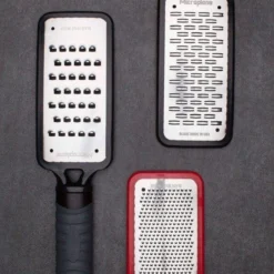 Microplane Grobreibe Home In Rot -Leonardo Vase shop MP Home Series Fine group neu 1 l